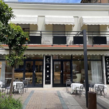 Hotel Central Giacomini 살로 외부 사진