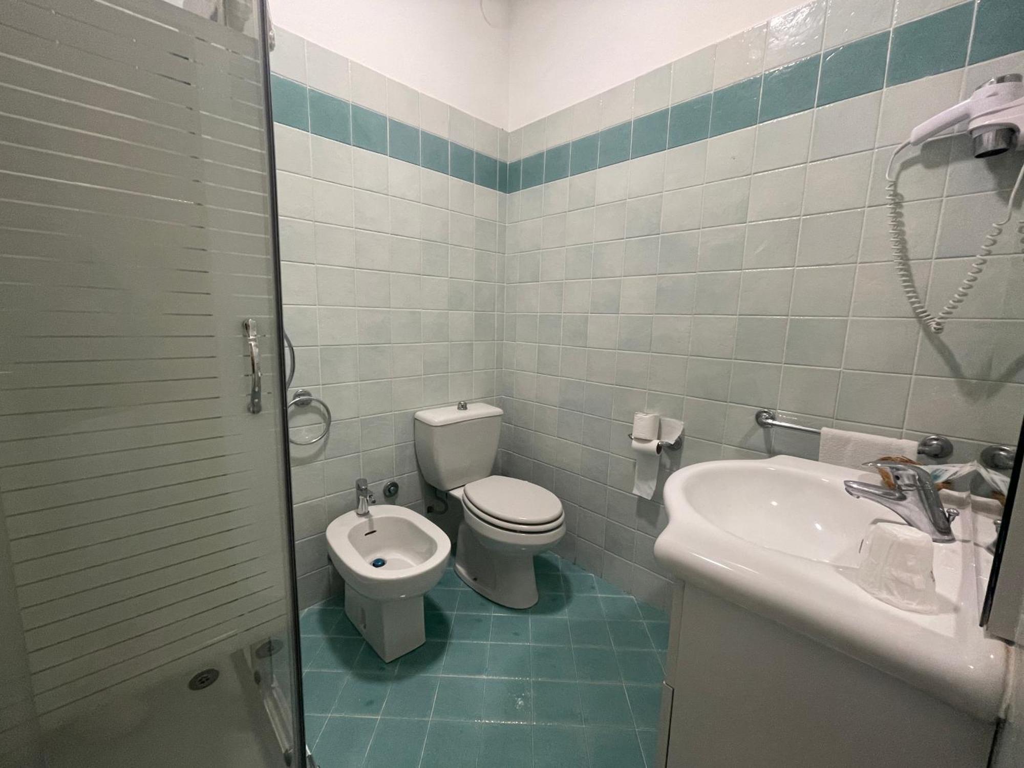 Hotel Central Giacomini 살로 외부 사진