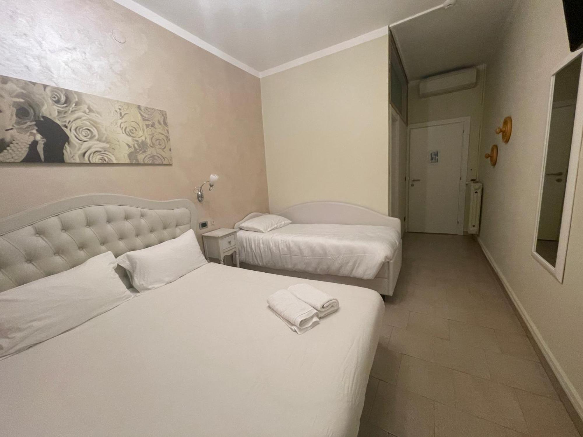 Hotel Central Giacomini 살로 외부 사진