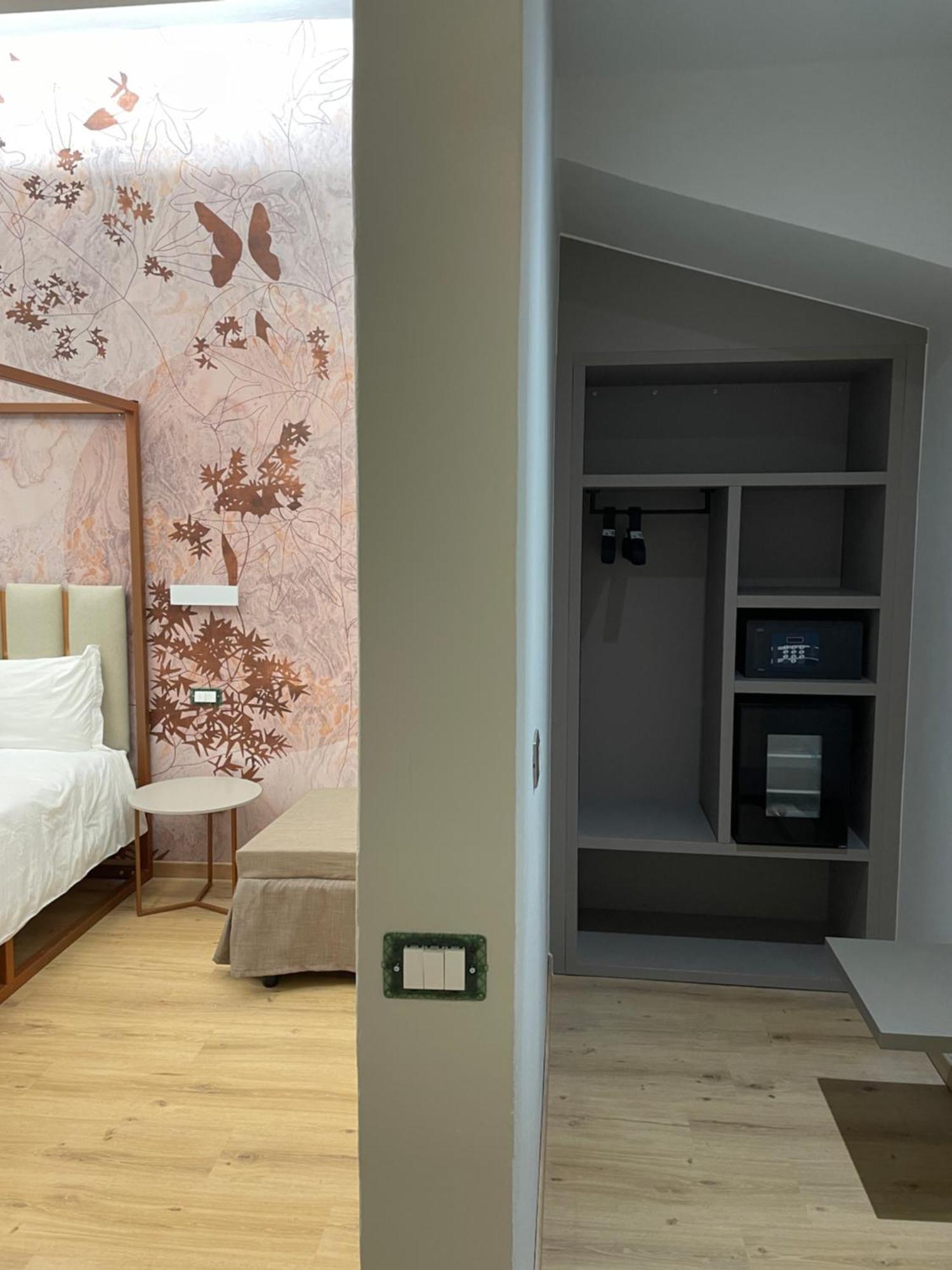 Hotel Central Giacomini 살로 외부 사진