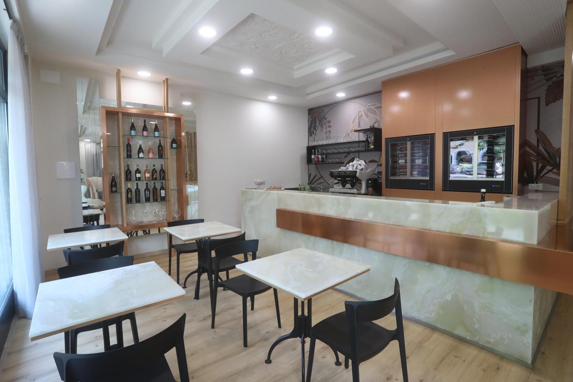 Hotel Central Giacomini 살로 외부 사진