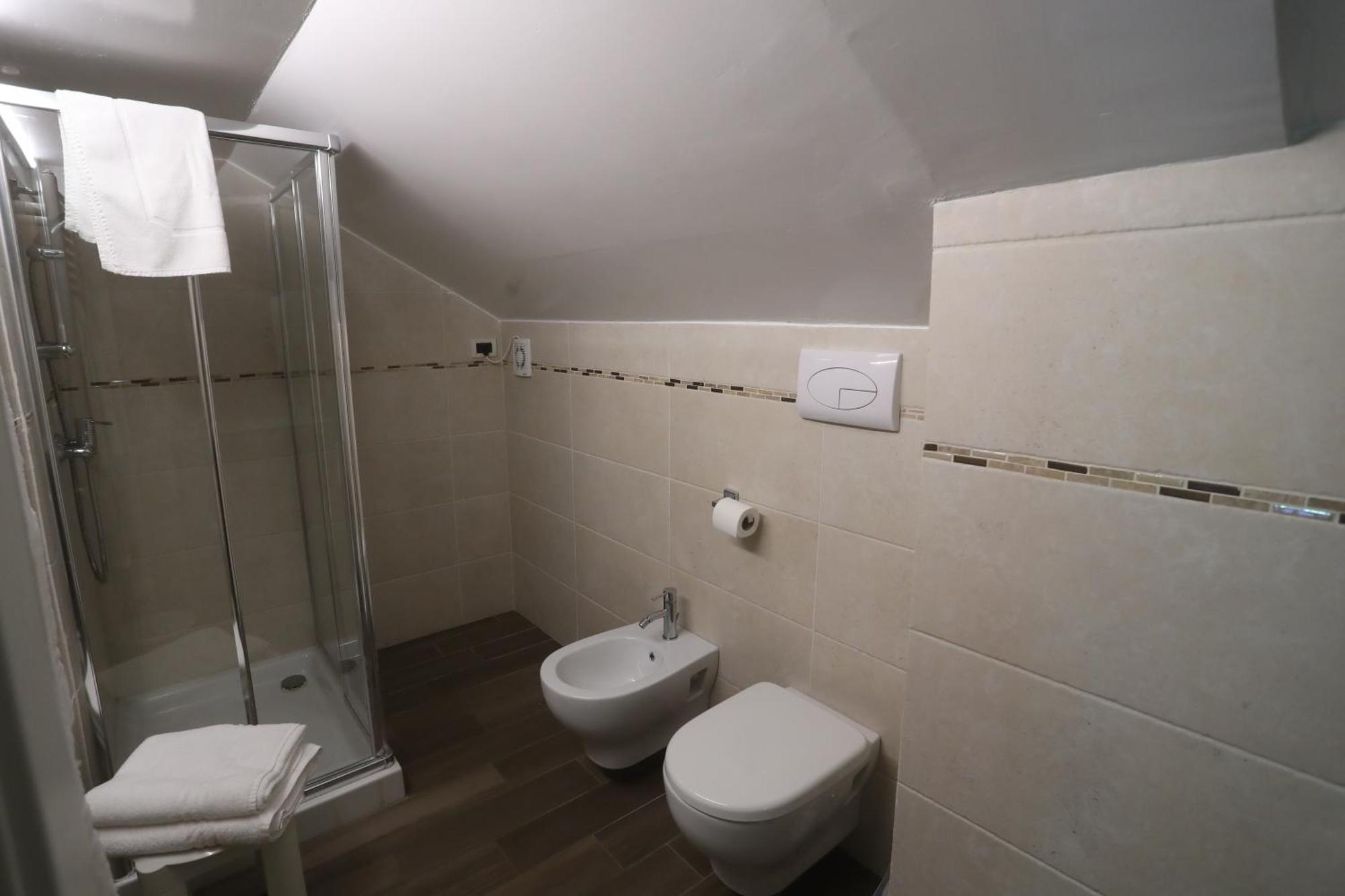 Hotel Central Giacomini 살로 외부 사진